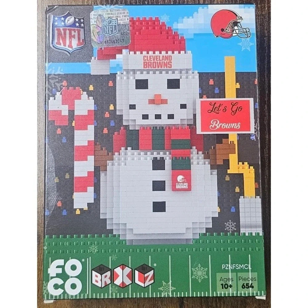 NFL Cleveland Browns BRXLZ Snowman 3-D Puzzle 654 Pieces FOCO Sealed Tape New